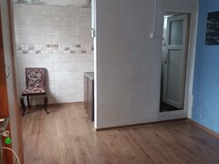 Salaj, Tunsu Petre, Aleea Livezilor